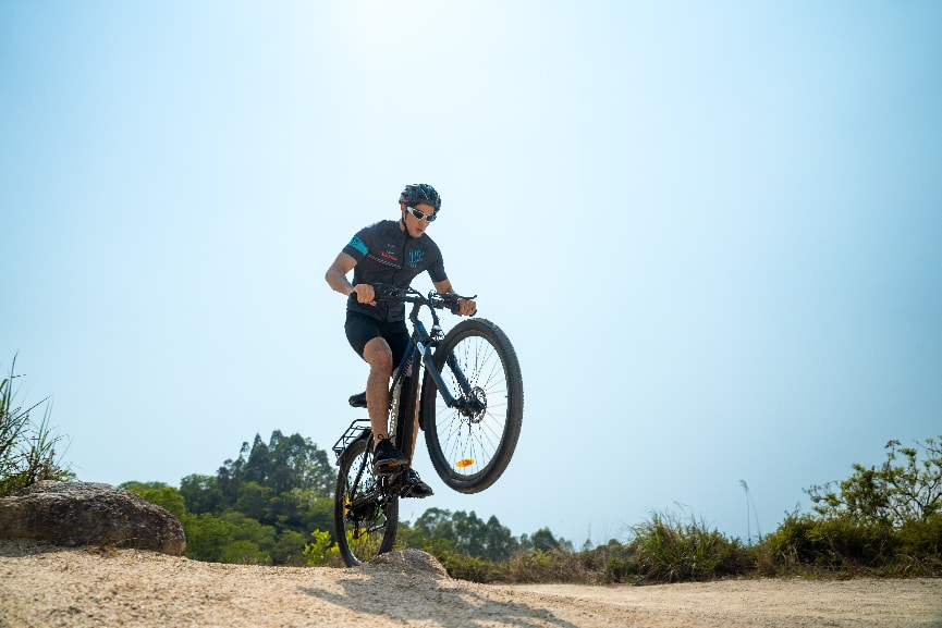 DUOTTS e-bike ridden on a dusty gravel trail